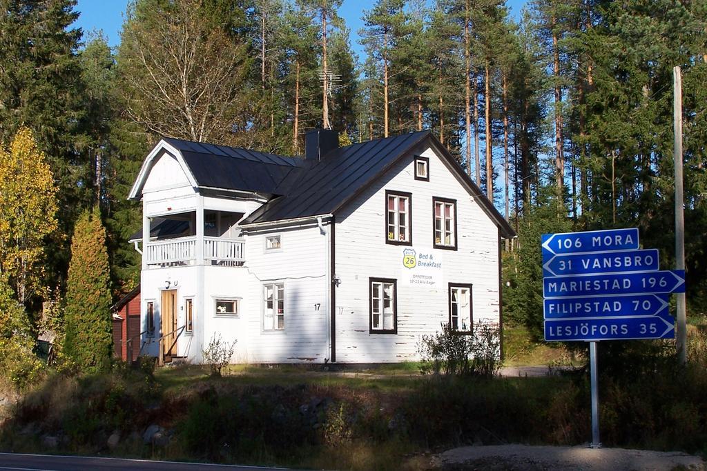 Laxtjärn Route 26 B&B 외부 사진